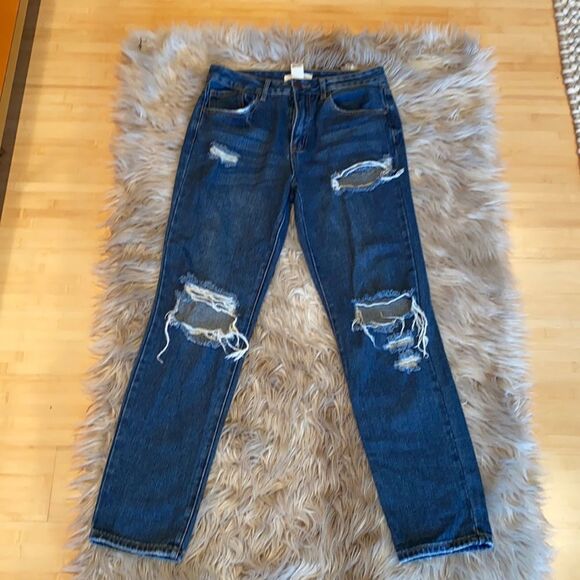Forever 21 ripped jeans - Picture 1 of 6